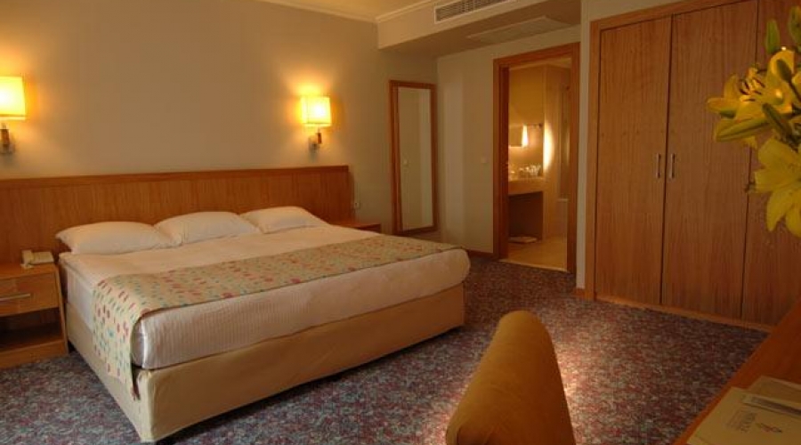 MiRACLE RESORT HOTEL