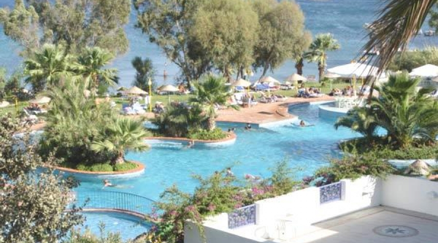 SALMAKiS BEACH RESORT & SPA