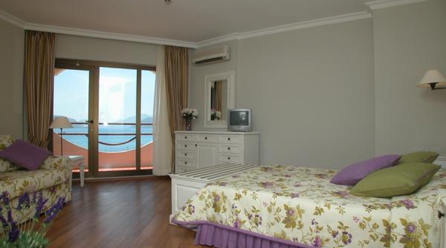 HAWAii HOTEL MARMARIS