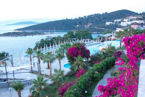 BLUE DREAMS CLUB HOTEL