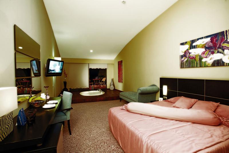 LİMAK ATLANTiS HOTELS & RESORTS