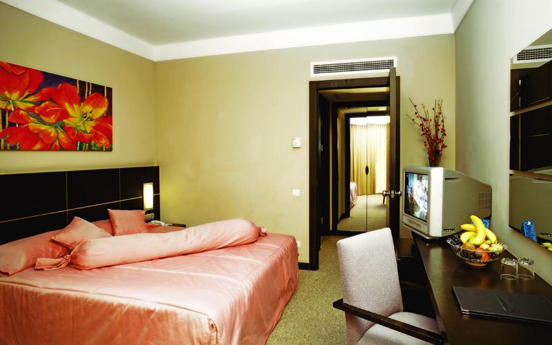 LİMAK ATLANTiS HOTELS & RESORTS