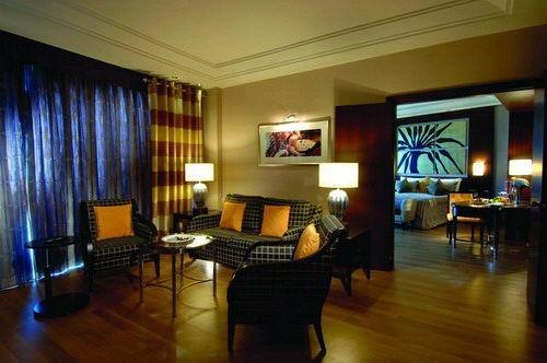 CALiSTA LUXURY RESORT