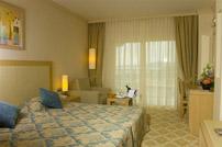 LOCEANICA BEACH RESORT