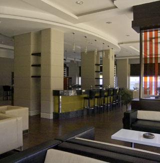 THE MAXIM RESORT HOTEL