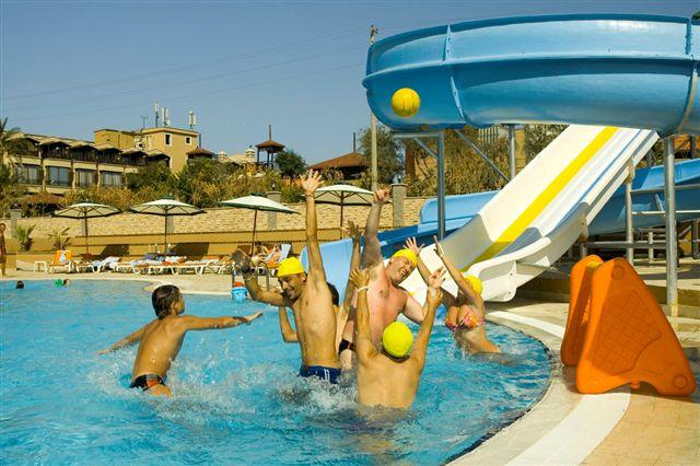 LOCEANICA BEACH RESORT