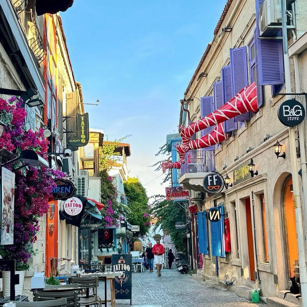 Çeşme-Alaçatı-İzmir-Urla-Bademler-Sığacık