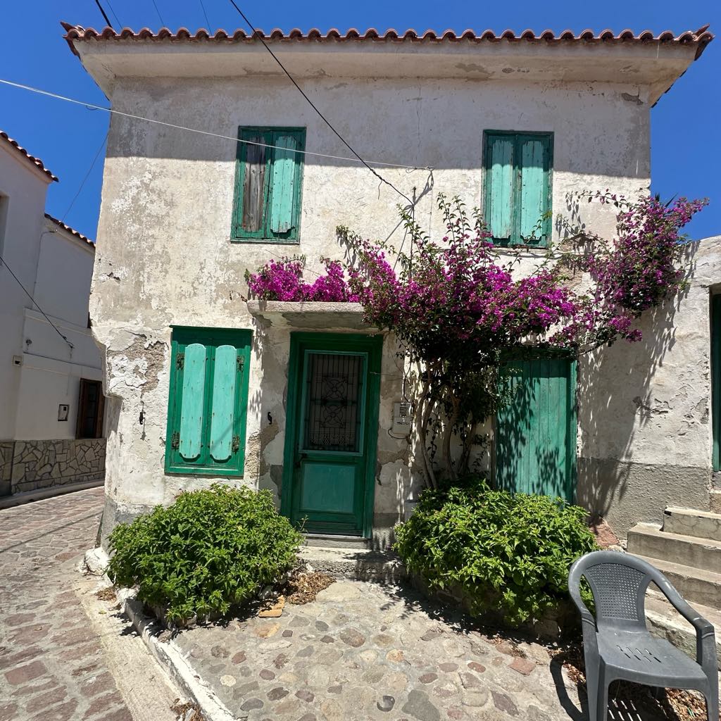Ayvalık- Cunda-Bergama - Urla -Sığacık