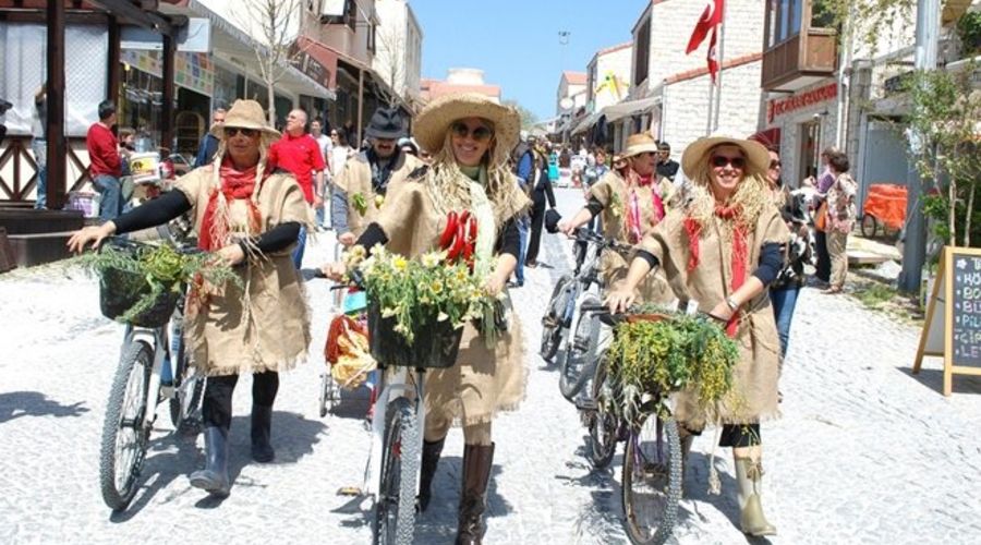 Alaçatı Ot Festivali Turu